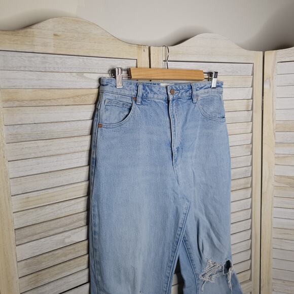 Abrand Jeans Women's 30 Blue Light Wash High Rise Jeans 28 Waist 28x30.5 4 6 - Picture 3 of 7